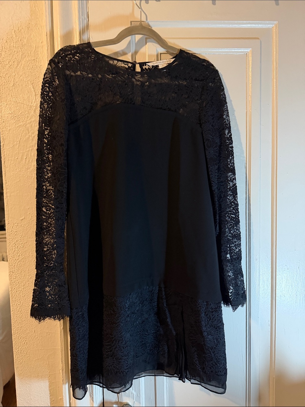 Diane Von Furstenberg Black Lace-Panel Long Sleeve Shift Dress